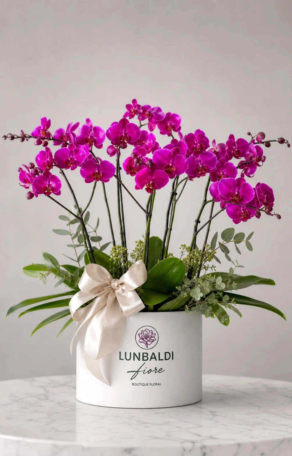 Composición de orquídea minimalista de LUNBALDI fiore